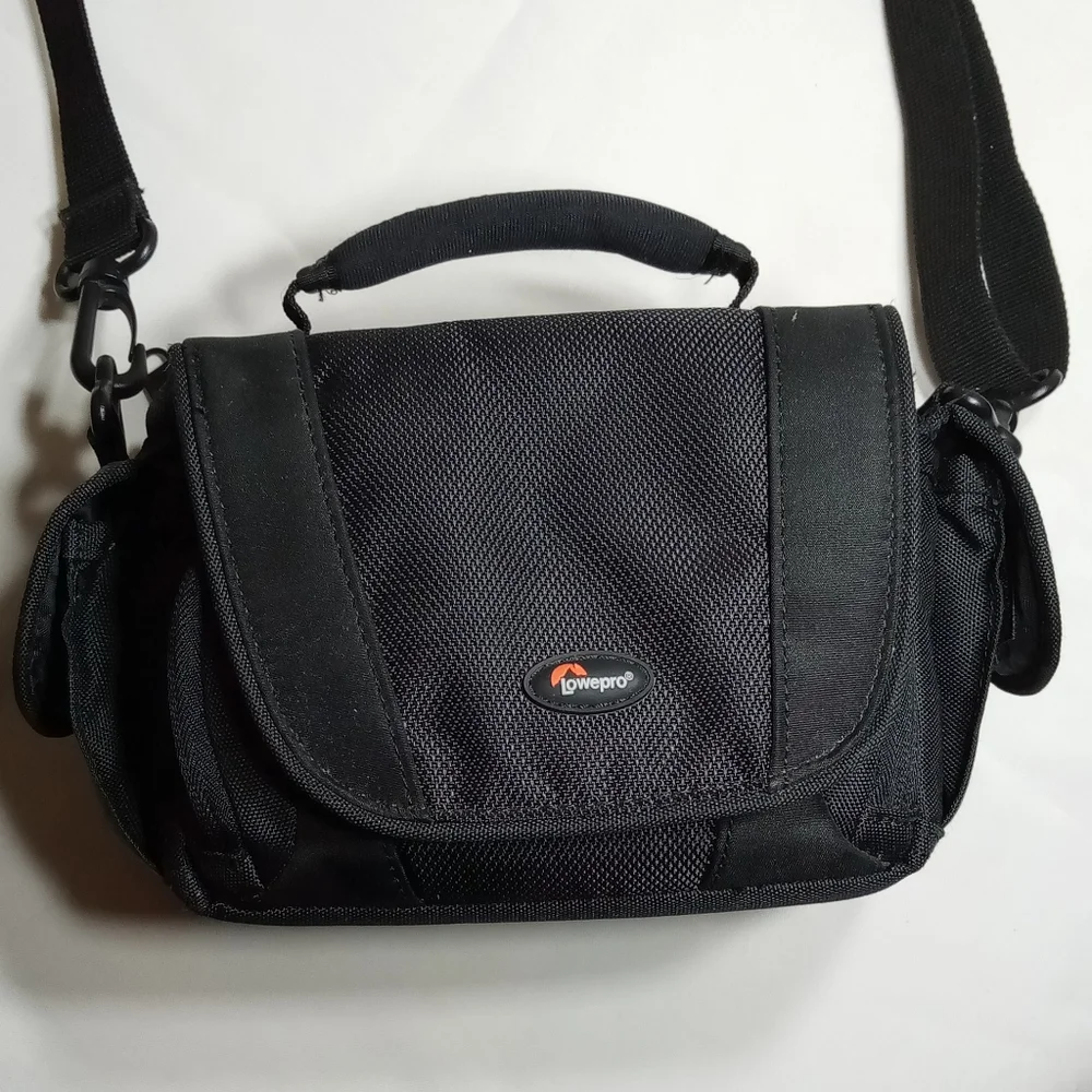 Lowepro Edit 110 Camcorder Bag Camera Case With Shoulder Strap